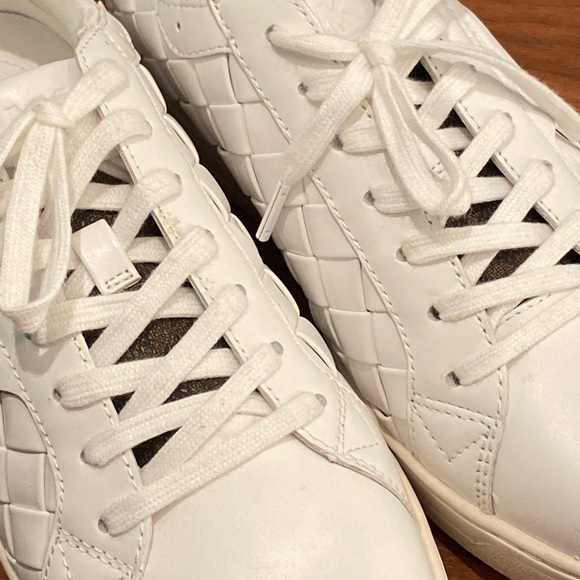 Michael Kors Keating Woven Sneakers, Size 8 - Picture 9 of 16